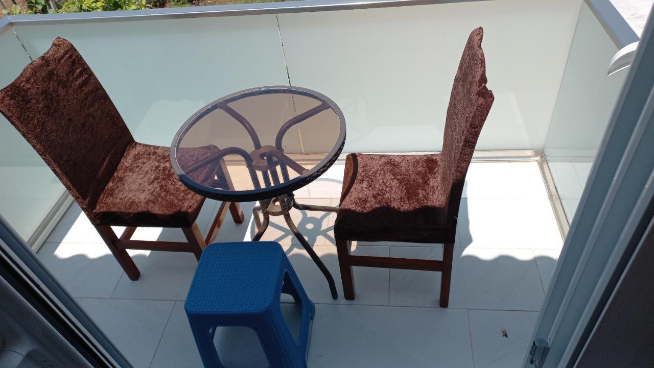 Vila Avni Likometi Ksamil Rom bilde