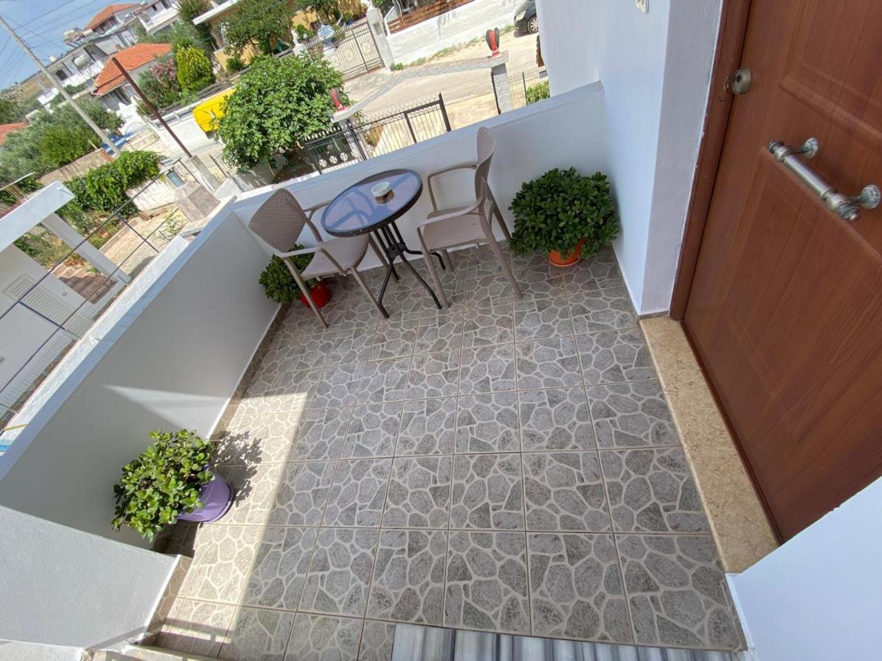 Vila Avni Likometi Ksamil Rom bilde